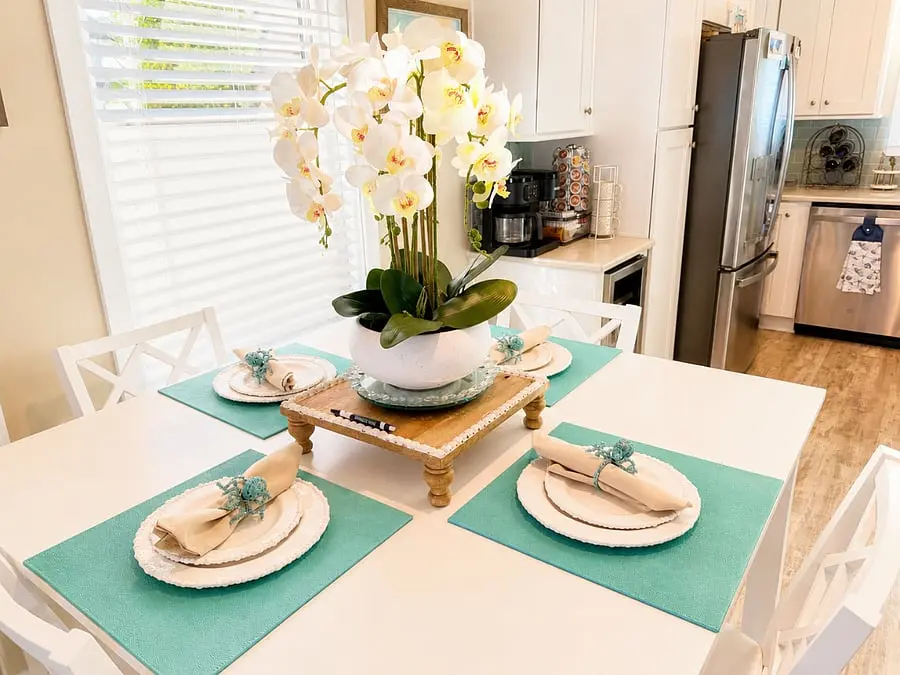 Dining table beside the kitchen at Aqua Paradise, Islamorada, Florida Keys