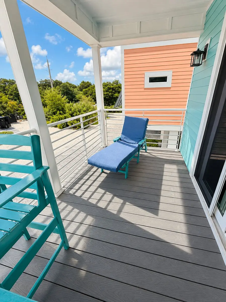 Ocean-view balcony at Aqua Paradise, Islamorada, Florida Keys