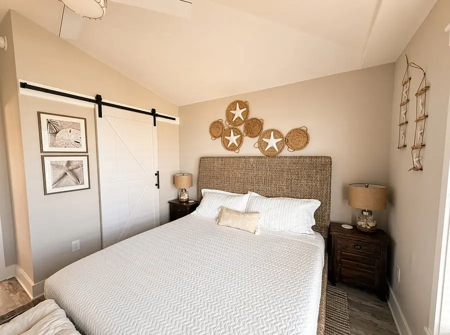Guest bedroom at VellaMar, Islamorada, Florida Keys